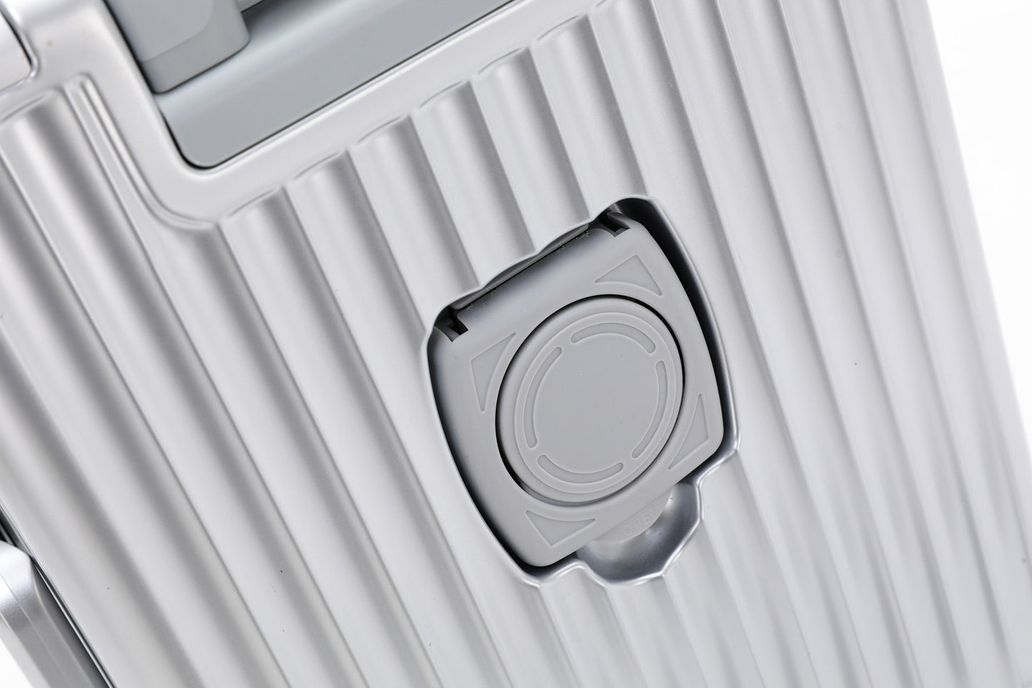 SMART SERIES CARRY-ON SILVER