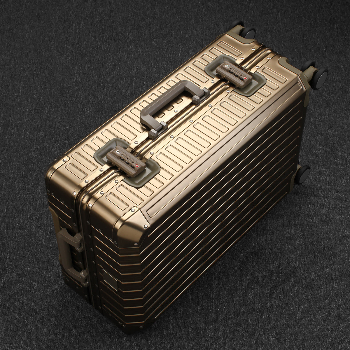 ALUMINUM CARRY-ON SUITCASE CHAMPAGNE