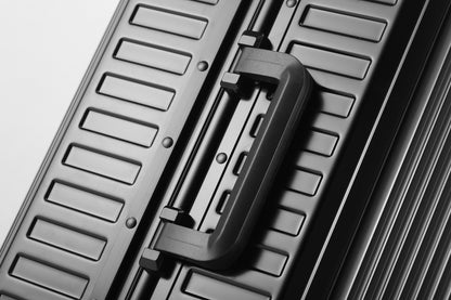 MALETA DE ALUMINIO TREVA NEGRA PARA MANO
