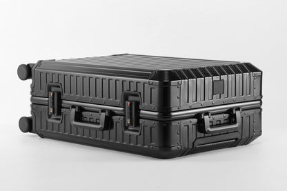 MALETA DE ALUMINIO TREVA NEGRA PARA MANO